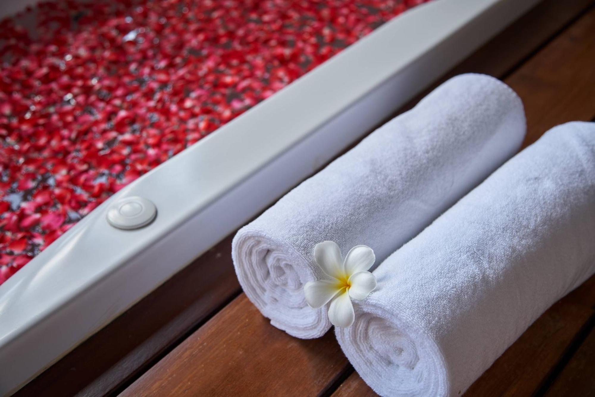 Renaissance Koh Samui Resort & Spa Lamai Beach  Dış mekan fotoğraf